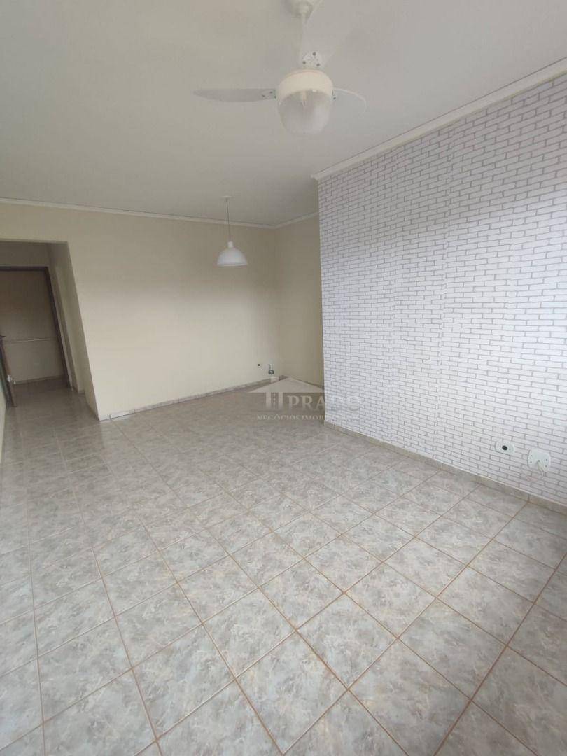 Apartamento à venda com 3 quartos, 70m² - Foto 7