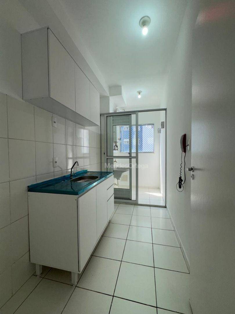 Apartamento para alugar com 2 quartos, 47m² - Foto 13