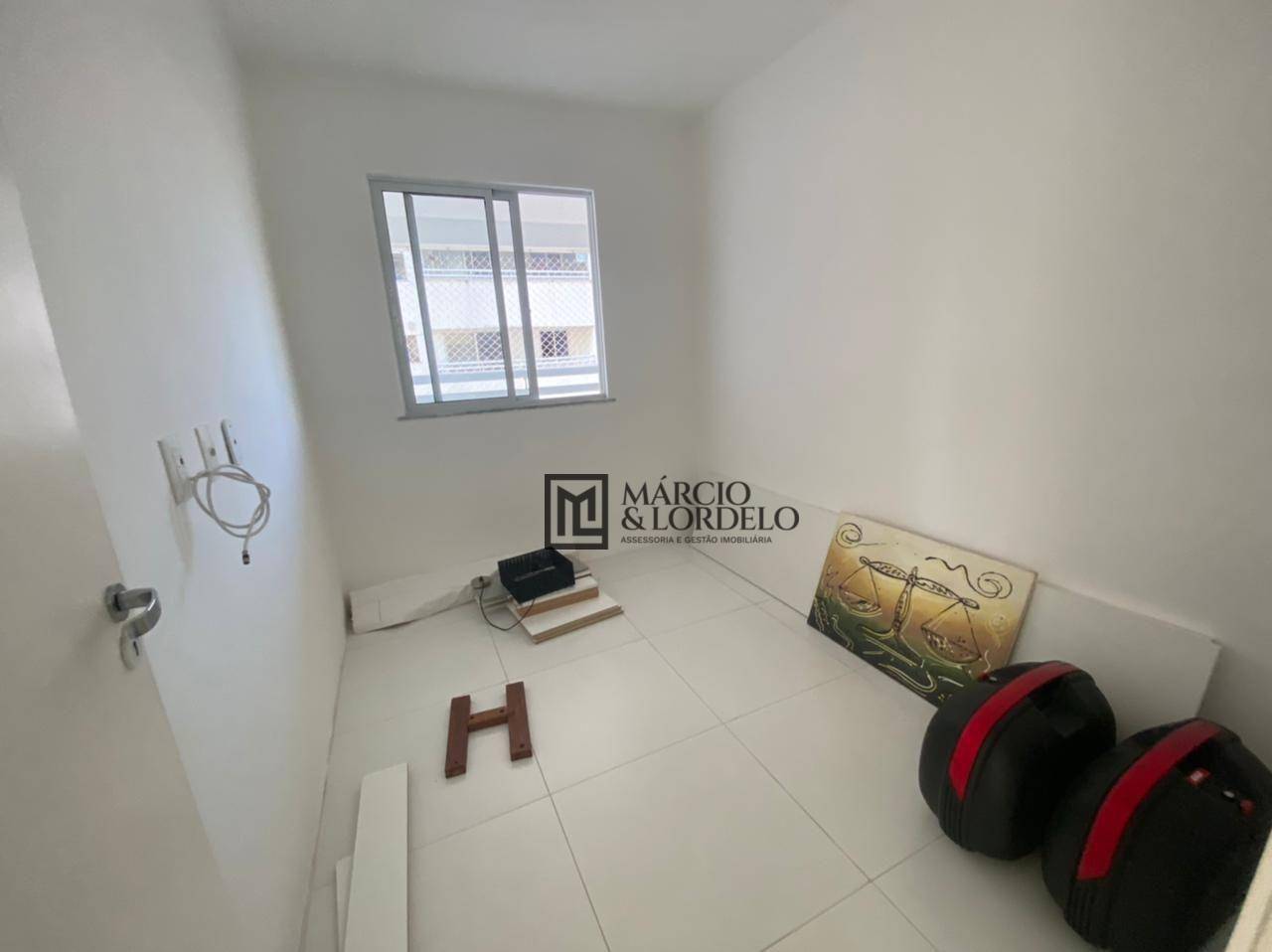 Apartamento à venda com 3 quartos, 81m² - Foto 1