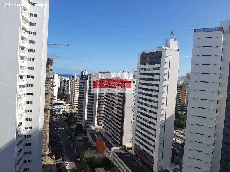 Apartamento à venda com 3 quartos, 105m² - Foto 2