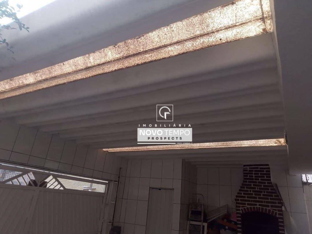 Casa à venda com 4 quartos, 160m² - Foto 11
