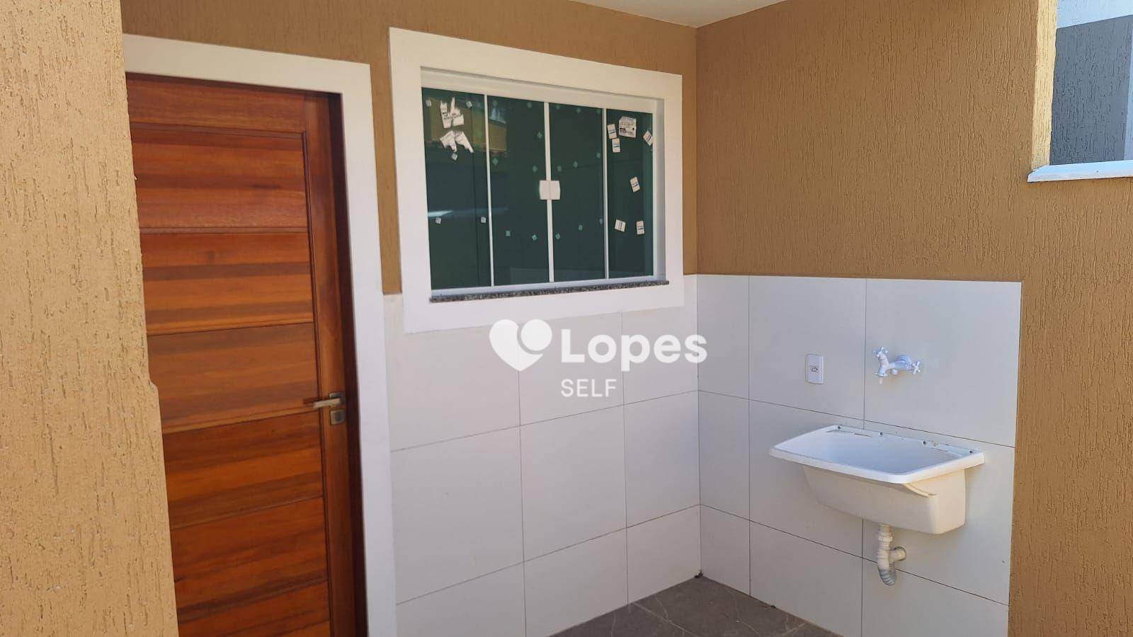 Casa à venda com 2 quartos, 69m² - Foto 11