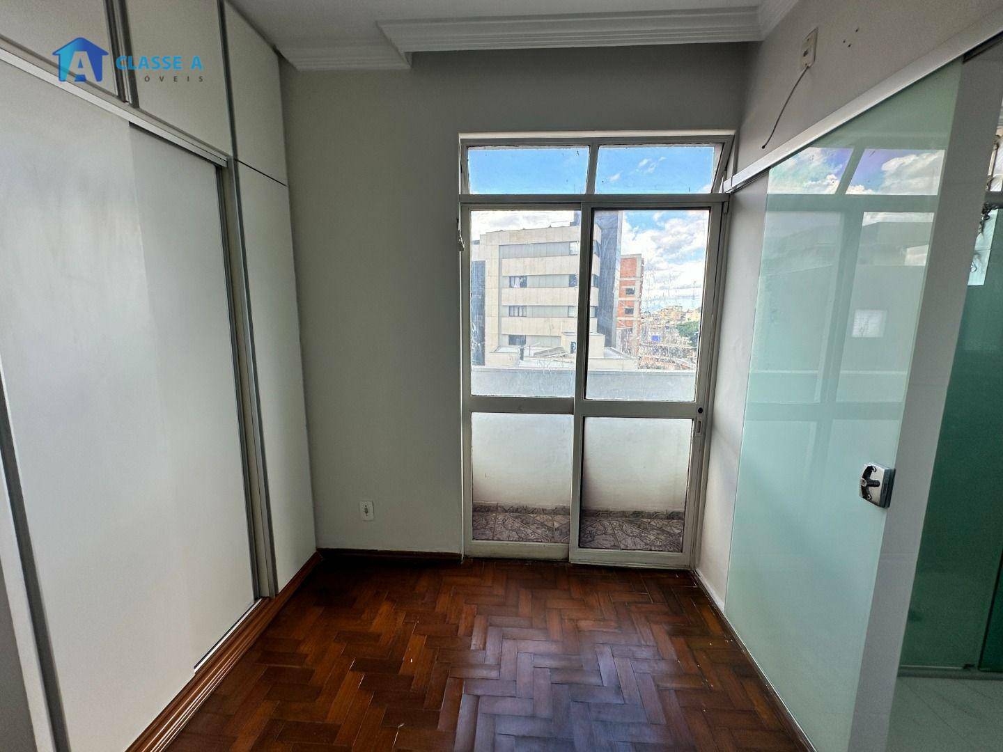 Apartamento à venda com 2 quartos, 58m² - Foto 9