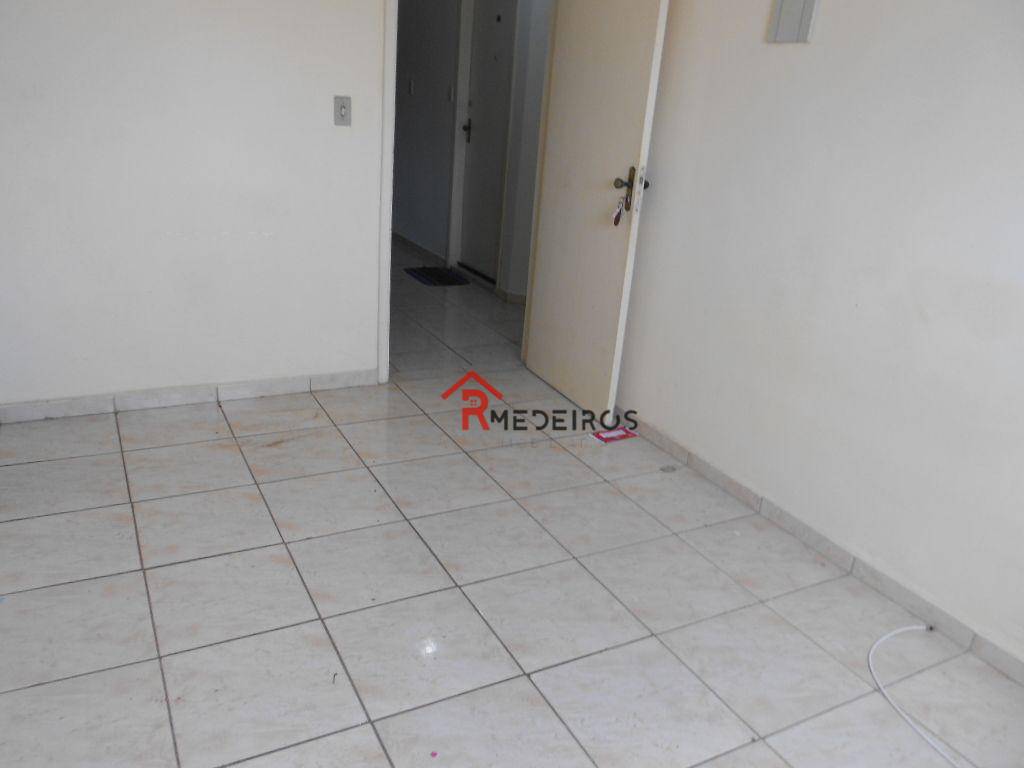 Apartamento à venda com 1 quarto, 39m² - Foto 7