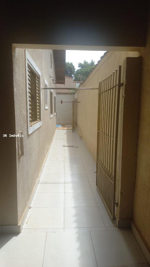 Casa à venda com 3 quartos, 200m² - Foto 6