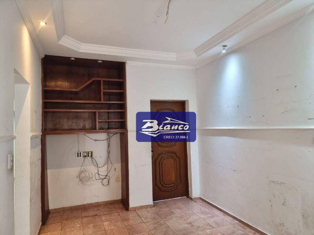 Casa à venda e aluguel com 3 quartos, 450m² - Foto 26