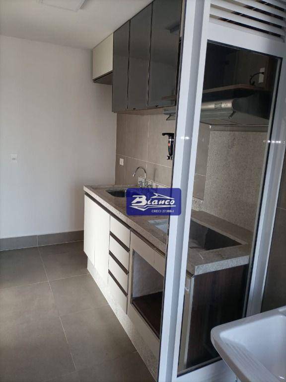 Apartamento para alugar com 3 quartos, 93m² - Foto 21