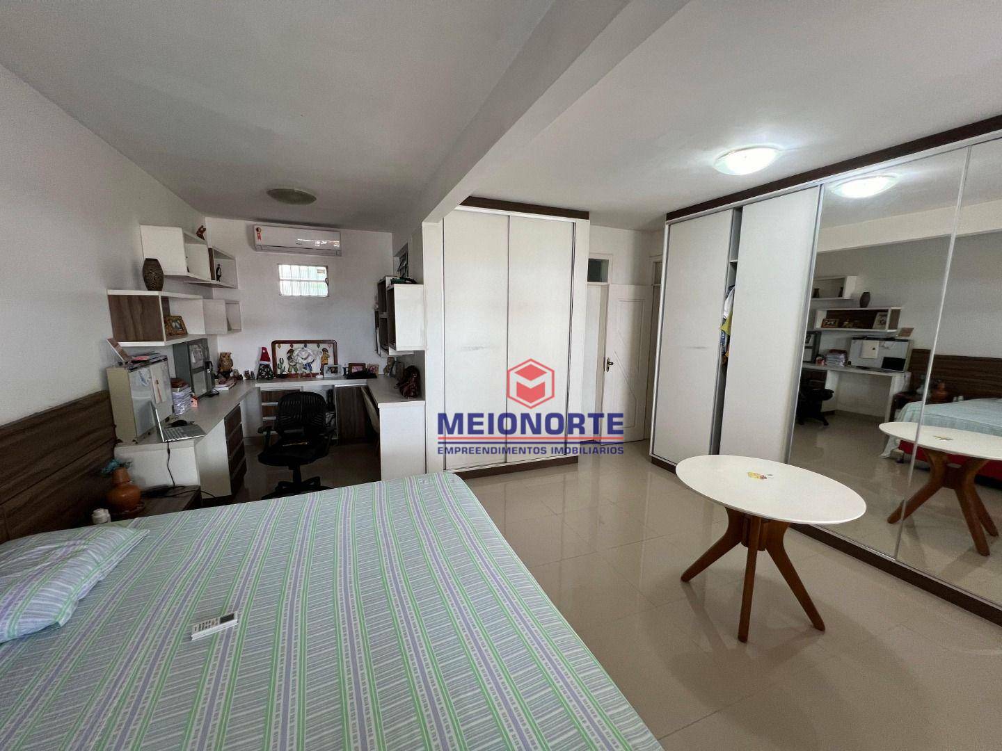 Casa à venda com 4 quartos, 500m² - Foto 5