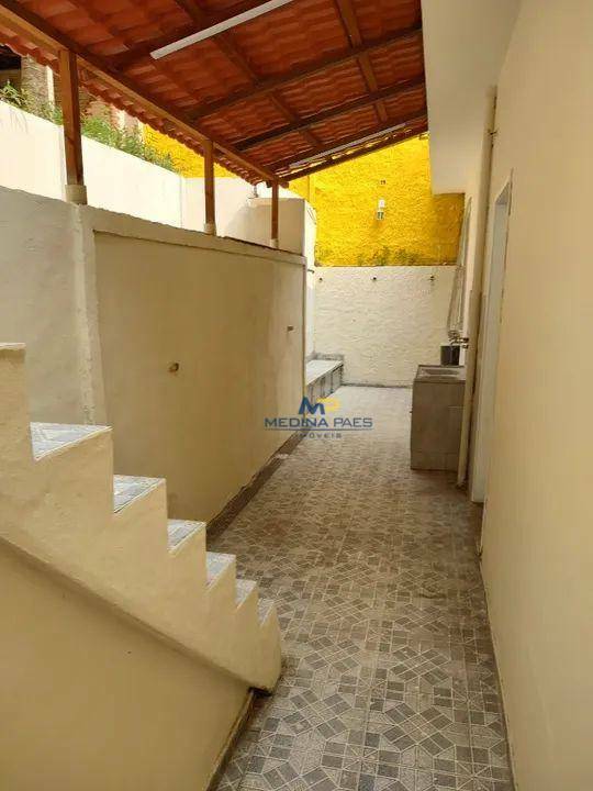 Casa à venda com 2 quartos, 430m² - Foto 13