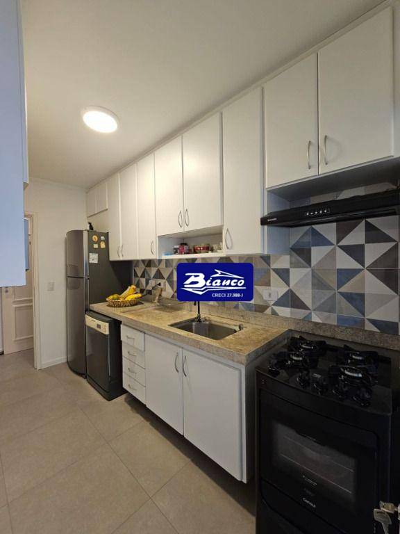 Apartamento à venda com 3 quartos, 80m² - Foto 15