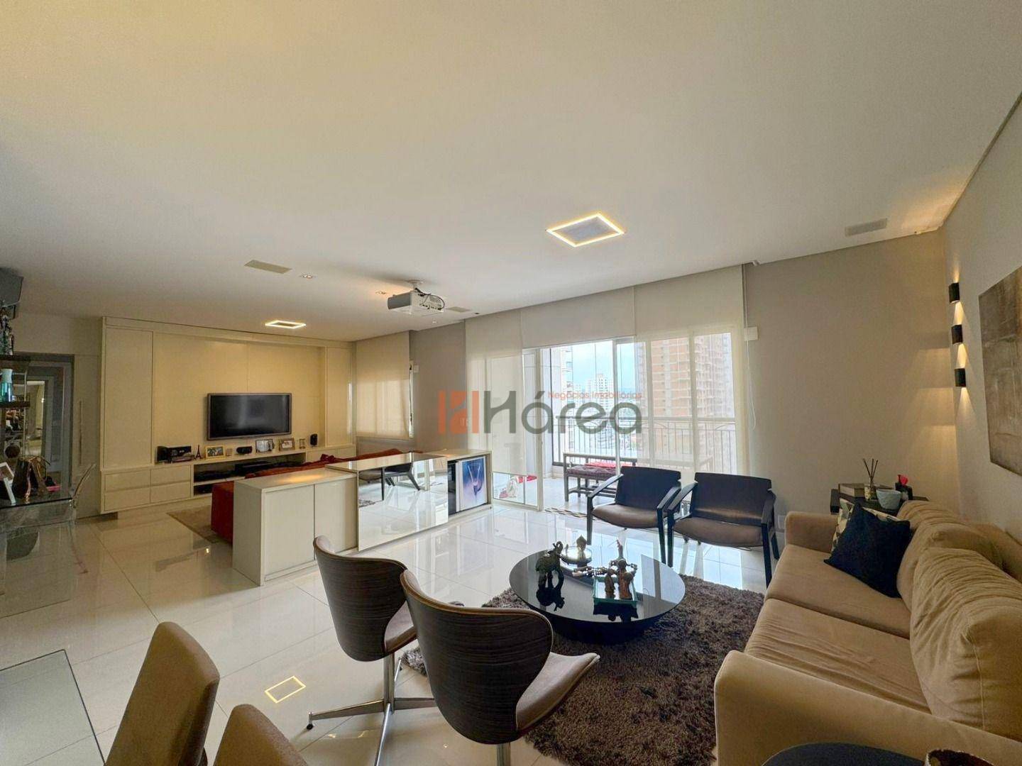 Apartamento, 3 quartos, 196 m² - Foto 4