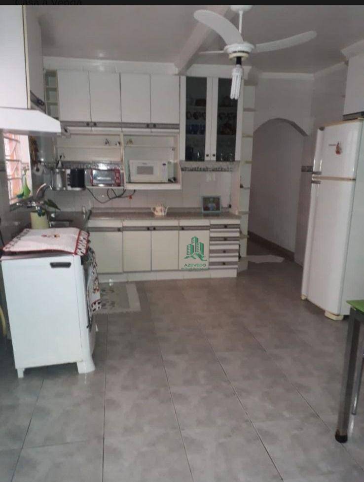 Sobrado à venda com 3 quartos, 250m² - Foto 4