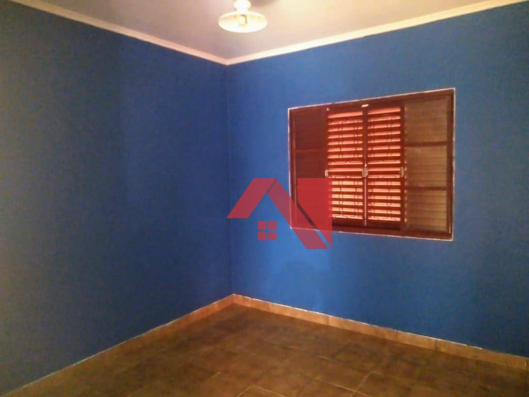 Casa, 3 quartos, 170 m² - Foto 2