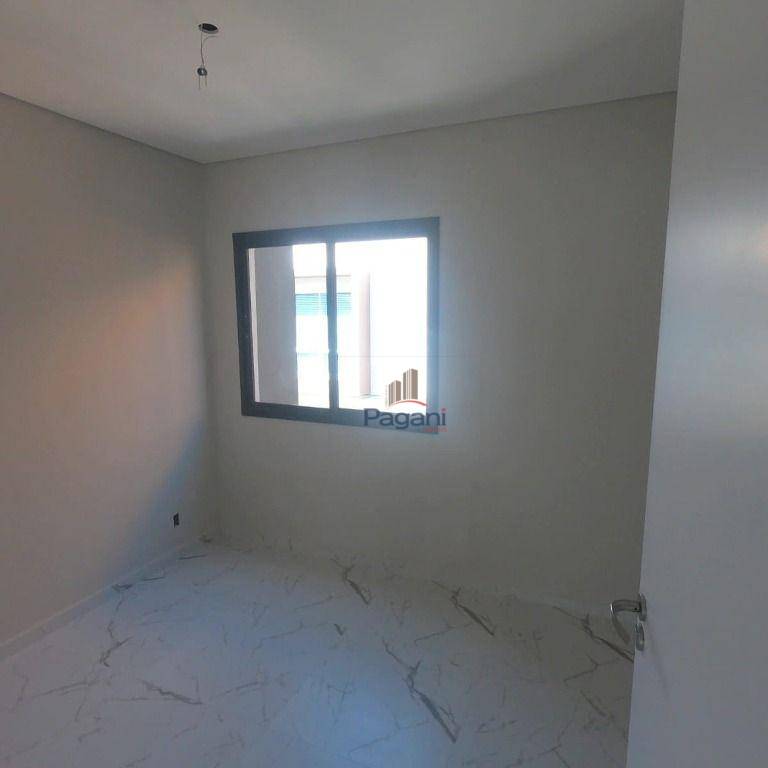 Sobrado à venda com 3 quartos, 101m² - Foto 9