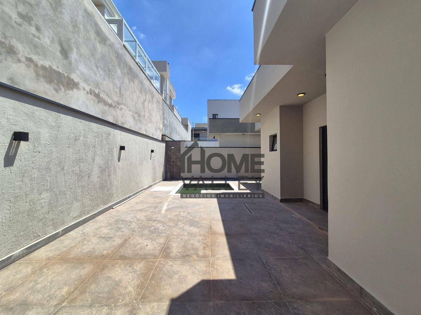 Casa de Condomínio à venda com 3 quartos, 215m² - Foto 23