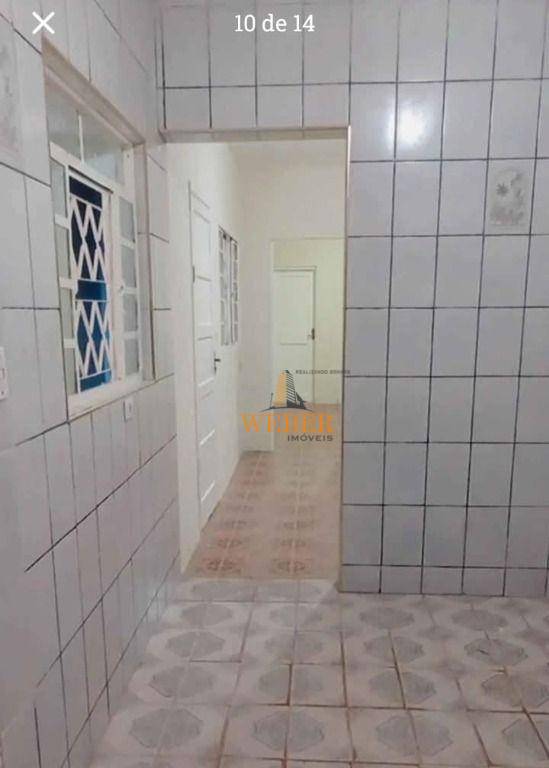 Casa para alugar com 2 quartos, 50m² - Foto 7