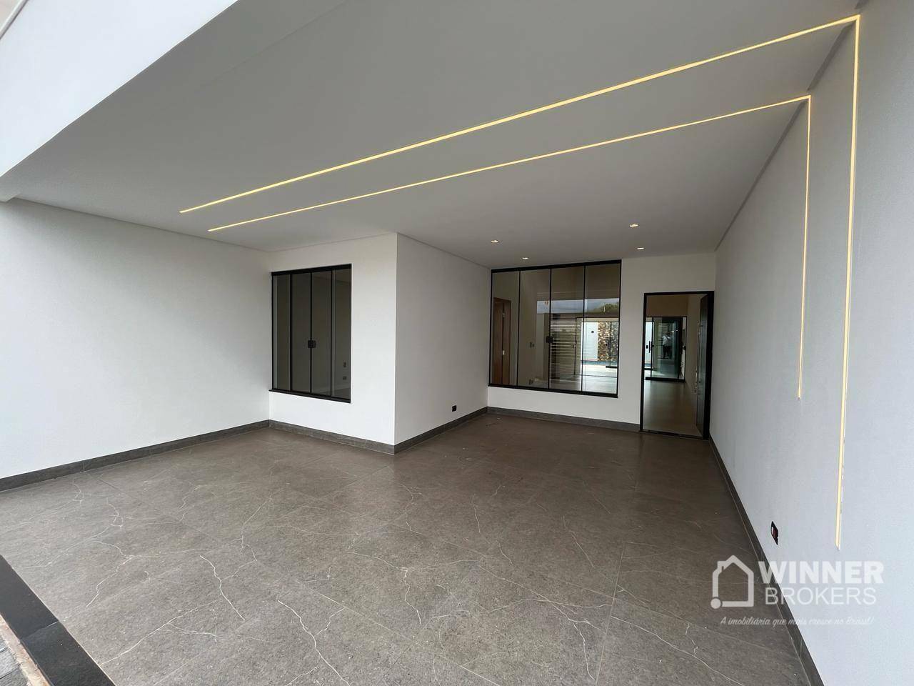 Casa à venda com 3 quartos, 154m² - Foto 3