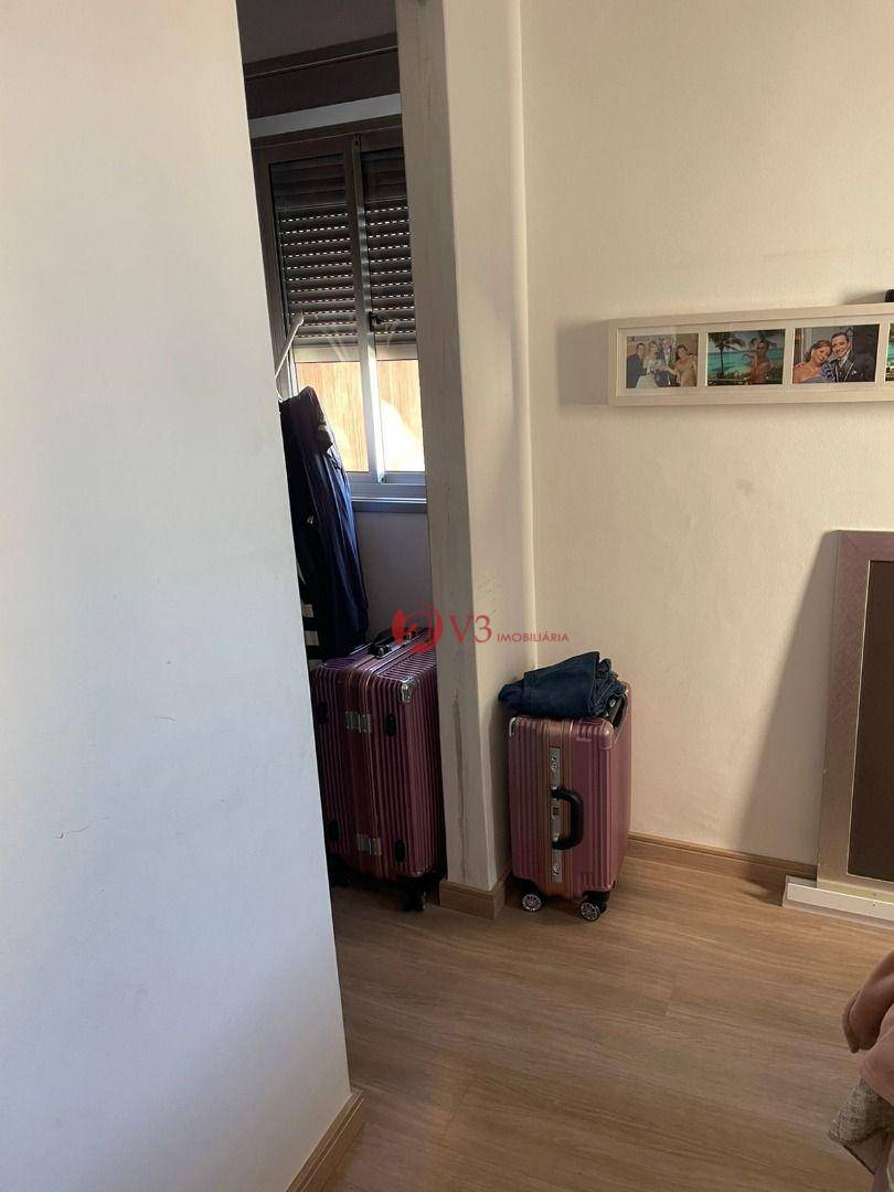 Apartamento à venda com 2 quartos, 70m² - Foto 23