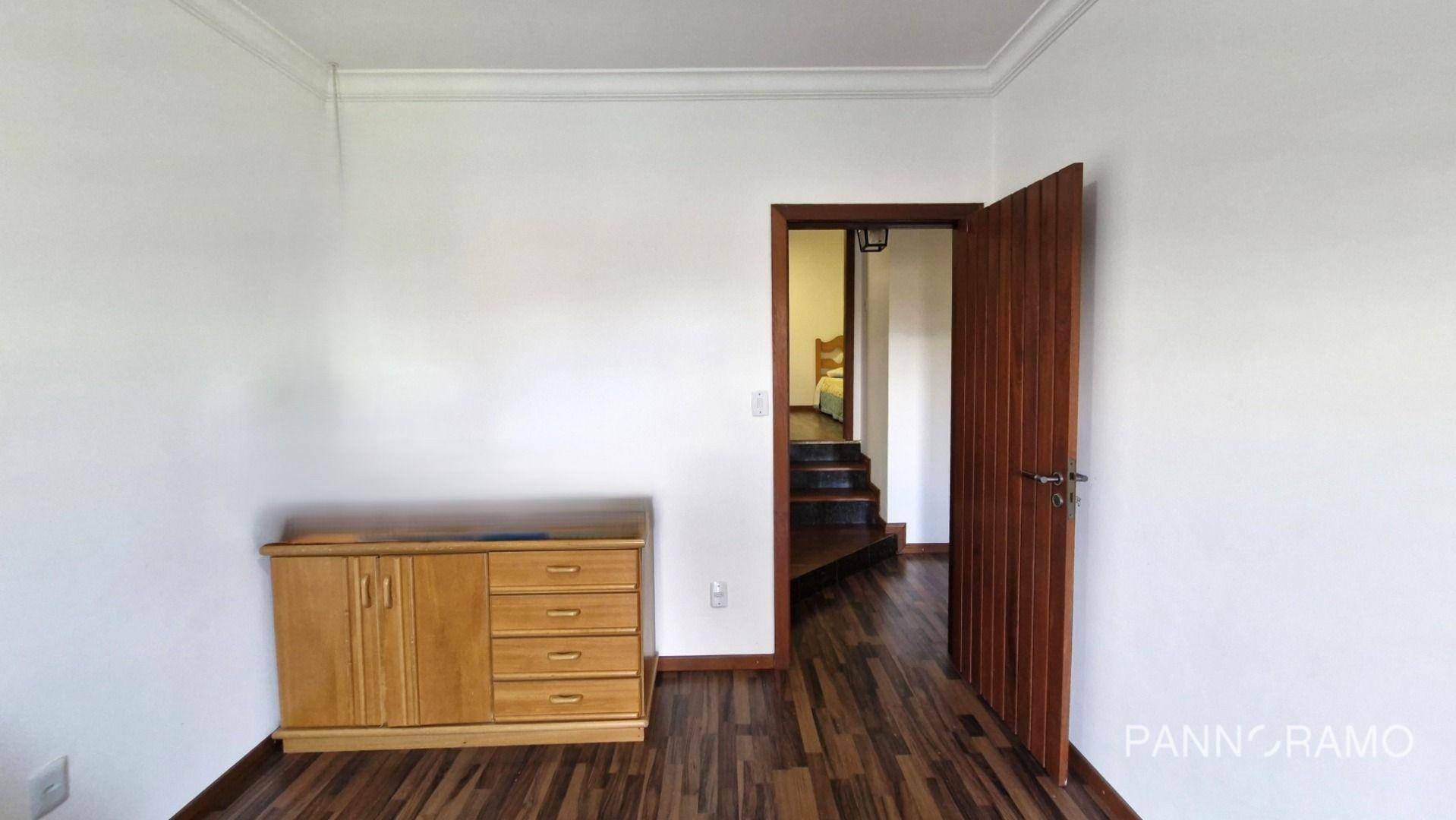 Casa para alugar com 4 quartos, 400m² - Foto 23