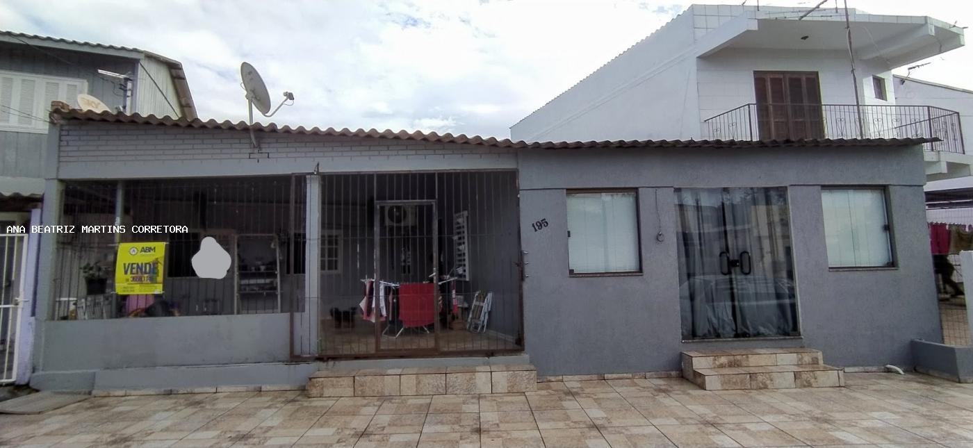 Casa à venda com 2 quartos, 105m² - Foto 1