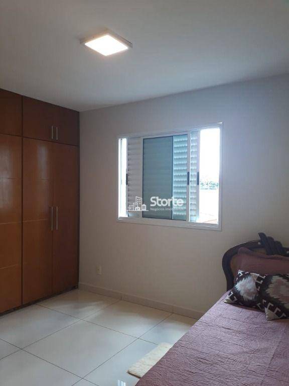 Apartamento à venda com 4 quartos, 161m² - Foto 17