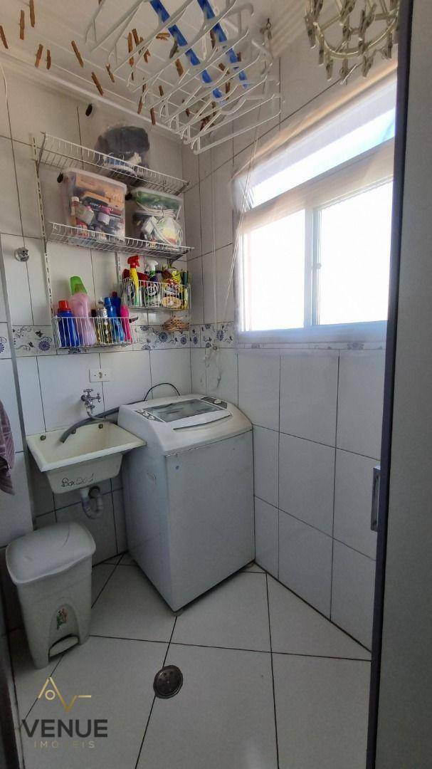 Apartamento à venda com 2 quartos, 60m² - Foto 23