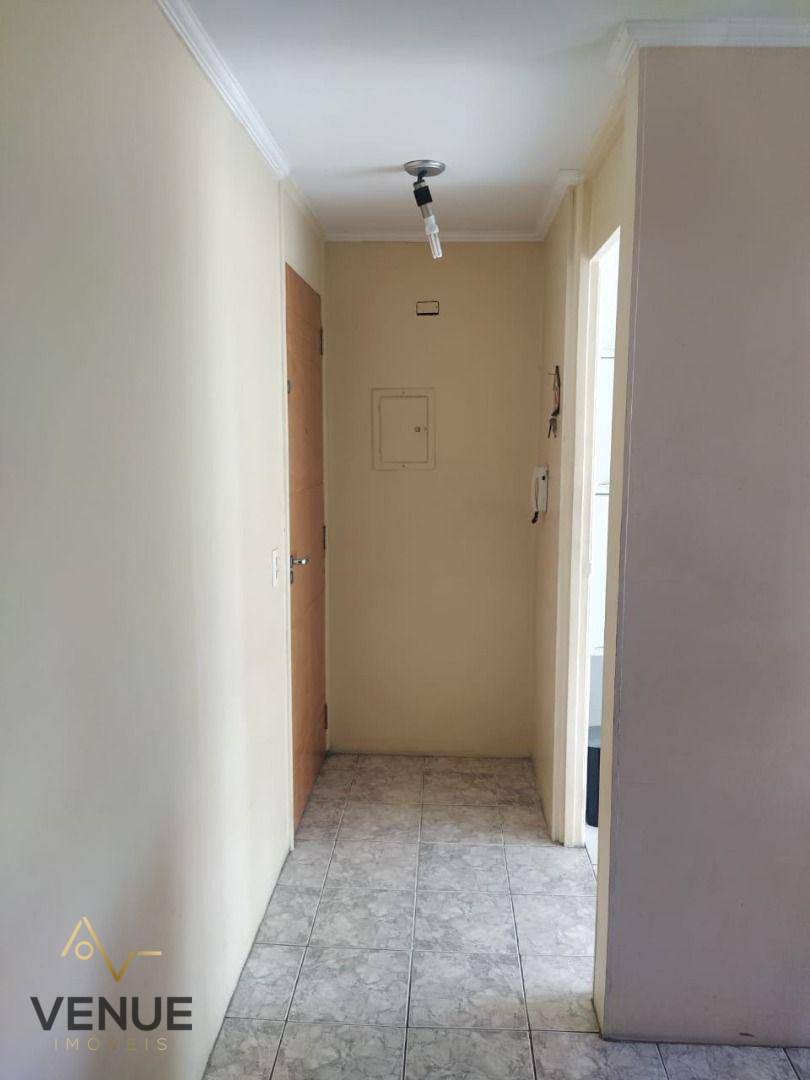 Apartamento à venda com 2 quartos, 50m² - Foto 13