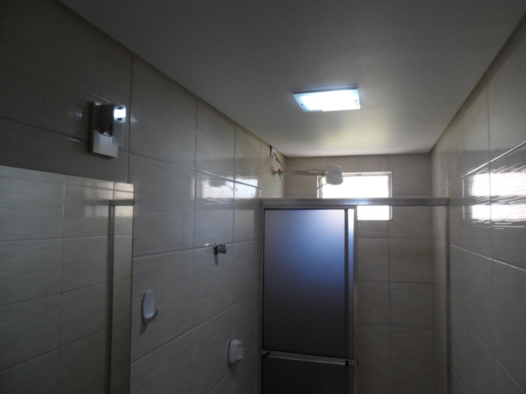 Apartamento para alugar com 3 quartos, 82m² - Foto 11