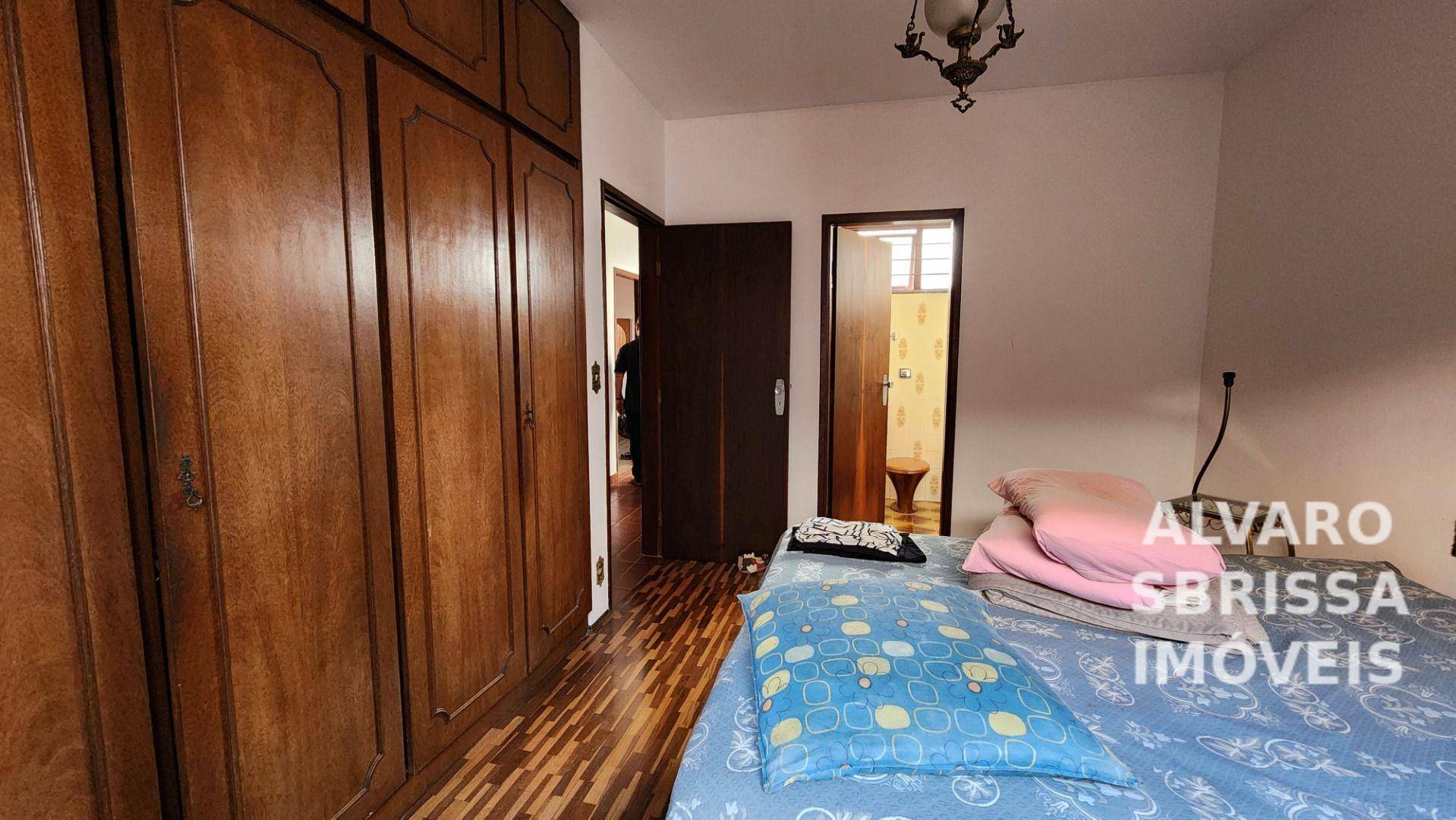 Casa à venda com 3 quartos, 190m² - Foto 9