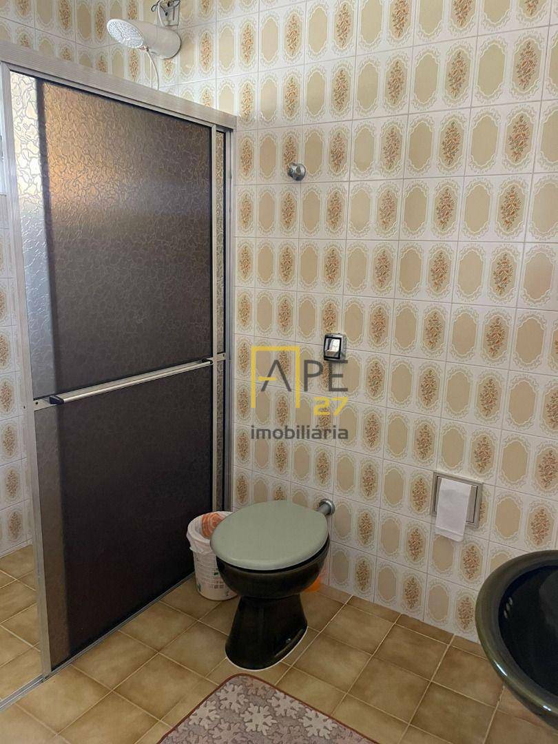 Casa para alugar com 3 quartos, 290m² - Foto 28