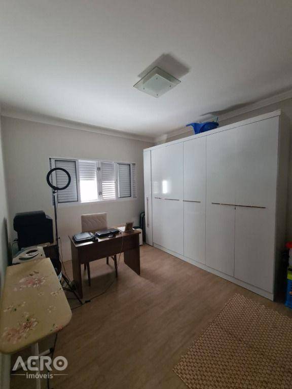 Casa de Condomínio à venda com 3 quartos, 200m² - Foto 10