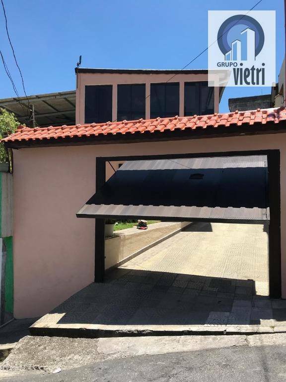 Casa à venda com 4 quartos, 180m² - Foto 2