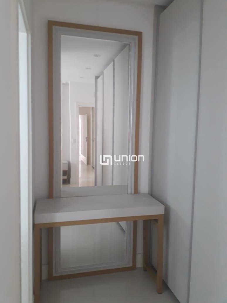 Apartamento à venda com 3 quartos, 122m² - Foto 18