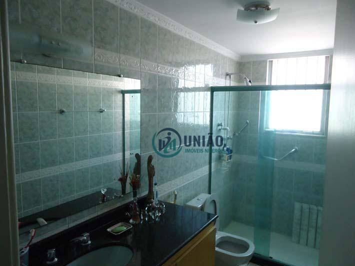 Apartamento à venda com 4 quartos, 190m² - Foto 8