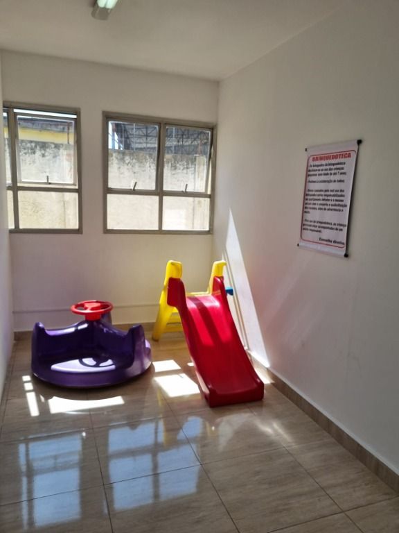 Apartamento à venda com 2 quartos, 63m² - Foto 35