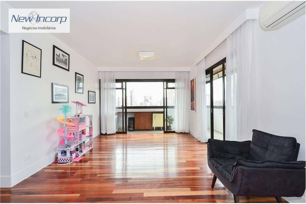 Apartamento à venda com 3 quartos, 146m² - Foto 5