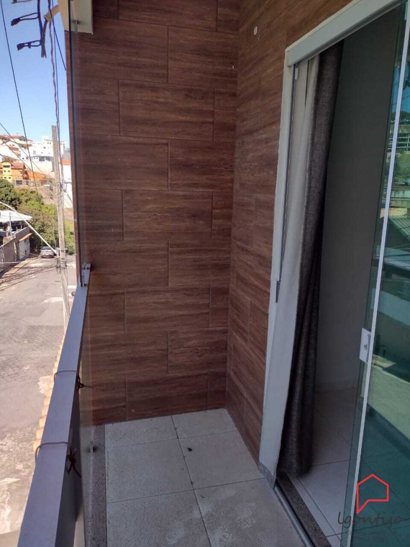 Casa à venda com 3 quartos, 230m² - Foto 6