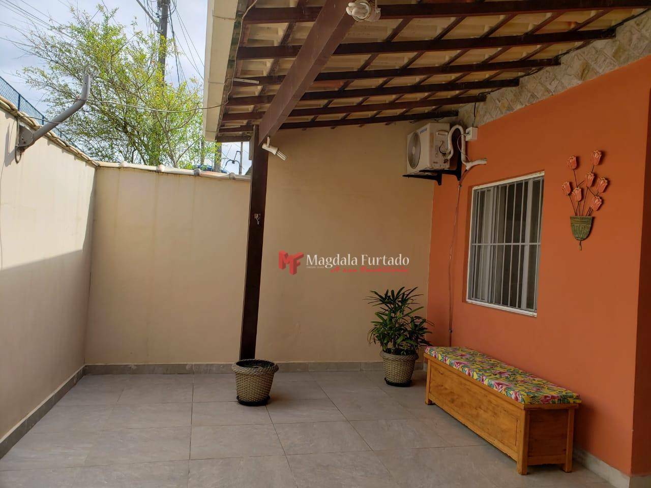 Casa à venda com 3 quartos, 111m² - Foto 4