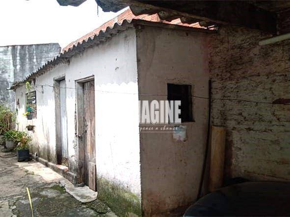 Casa à venda com 3 quartos, 200m² - Foto 2