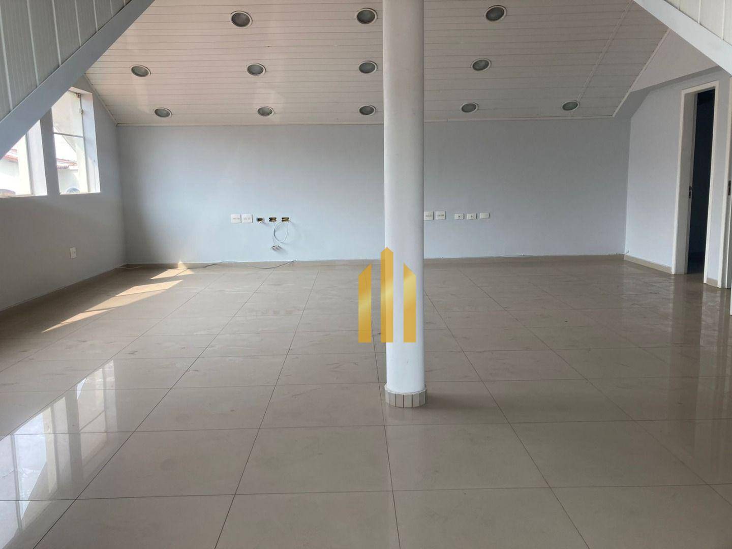 Sobrado para alugar com 4 quartos, 500m² - Foto 7