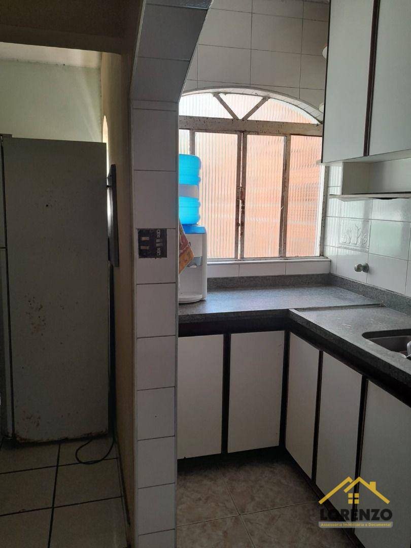 Sobrado à venda com 3 quartos, 209m² - Foto 23