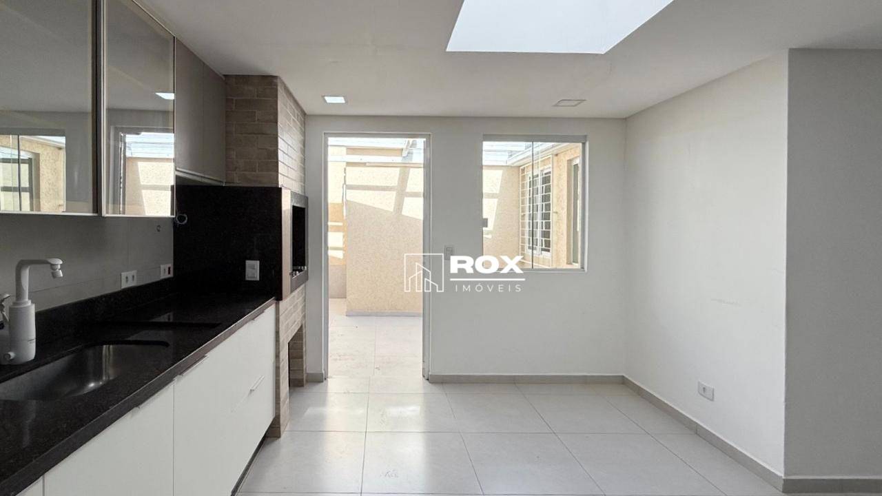 Casa à venda com 3 quartos, 70m² - Foto 12