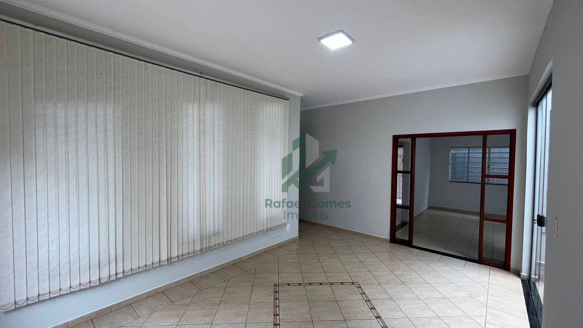 Casa, 4 quartos, 250 m² - Foto 1