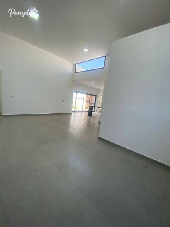 Casa de Condomínio à venda com 3 quartos, 188m² - Foto 2