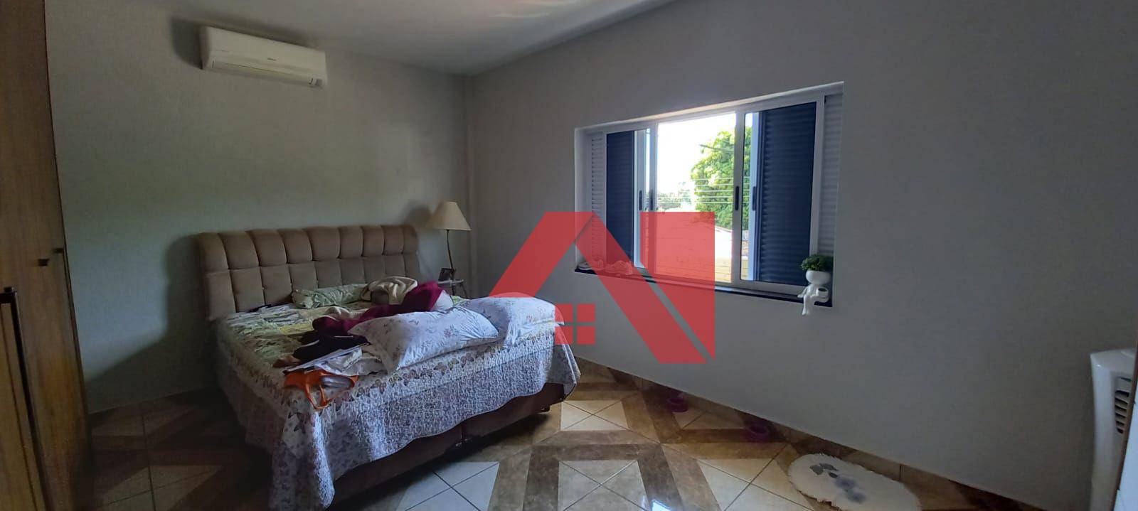 Casa à venda com 3 quartos, 385m² - Foto 8