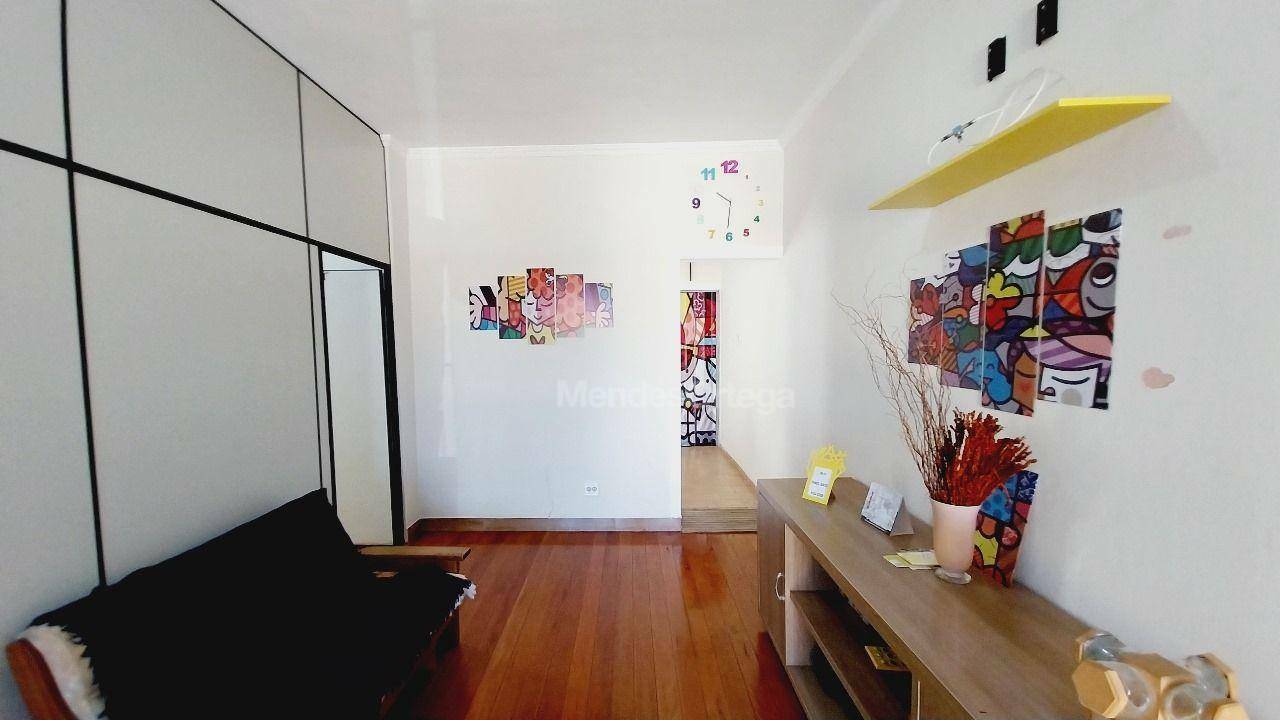 Casa à venda com 2 quartos, 111m² - Foto 4