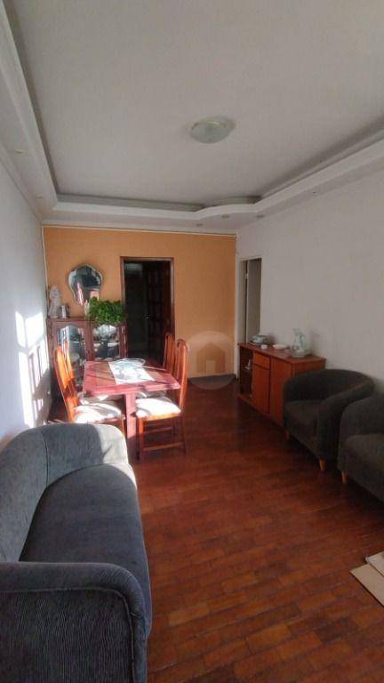 Apartamento à venda com 3 quartos, 94m² - Foto 1