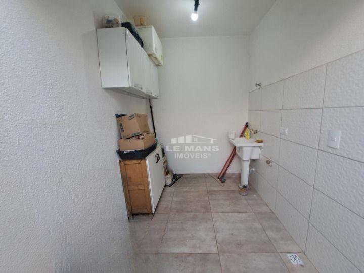 Casa à venda com 2 quartos, 110m² - Foto 13