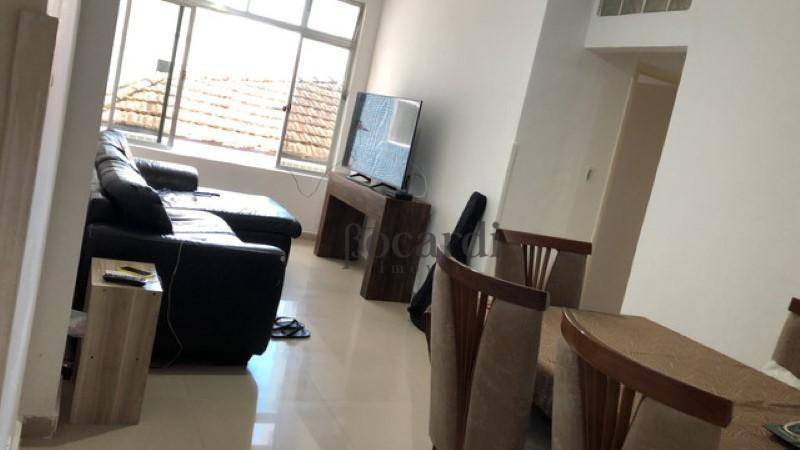 Apartamento à venda com 3 quartos, 100m² - Foto 1