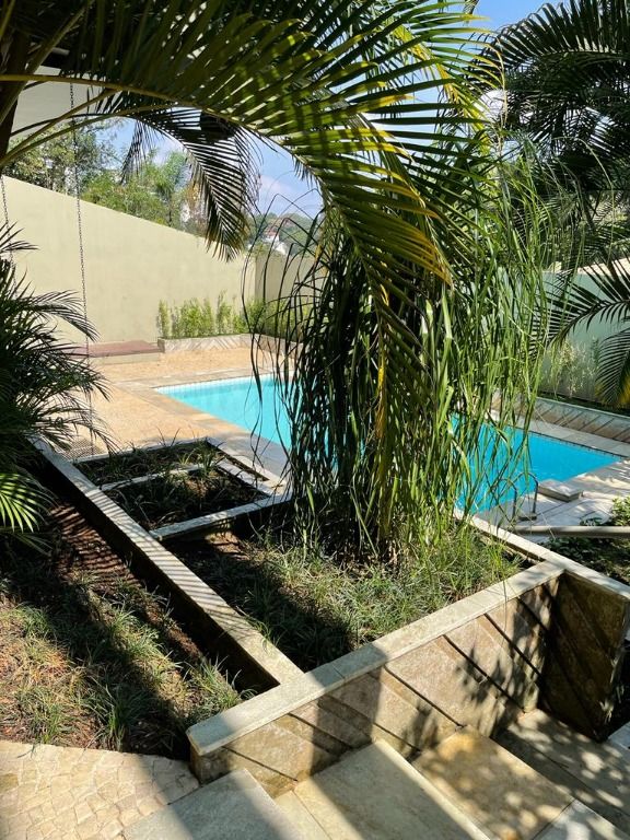 Casa à venda e aluguel com 7 quartos, 900m² - Foto 5